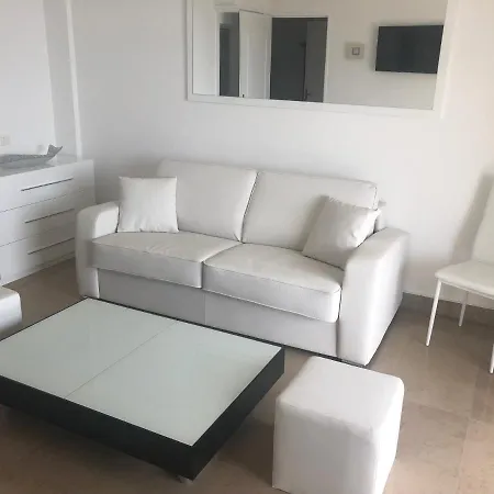 81 Boulevard De La Croisette Apartment *